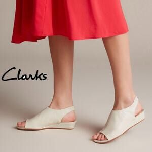 Clarks Womens Sz 9 EU 40 Sense Silk Wedge Sandal White Cream- Soft Leather!